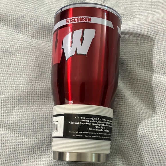 30oz  Ultra Tumbler Wisconsin - Picture 1 of 16